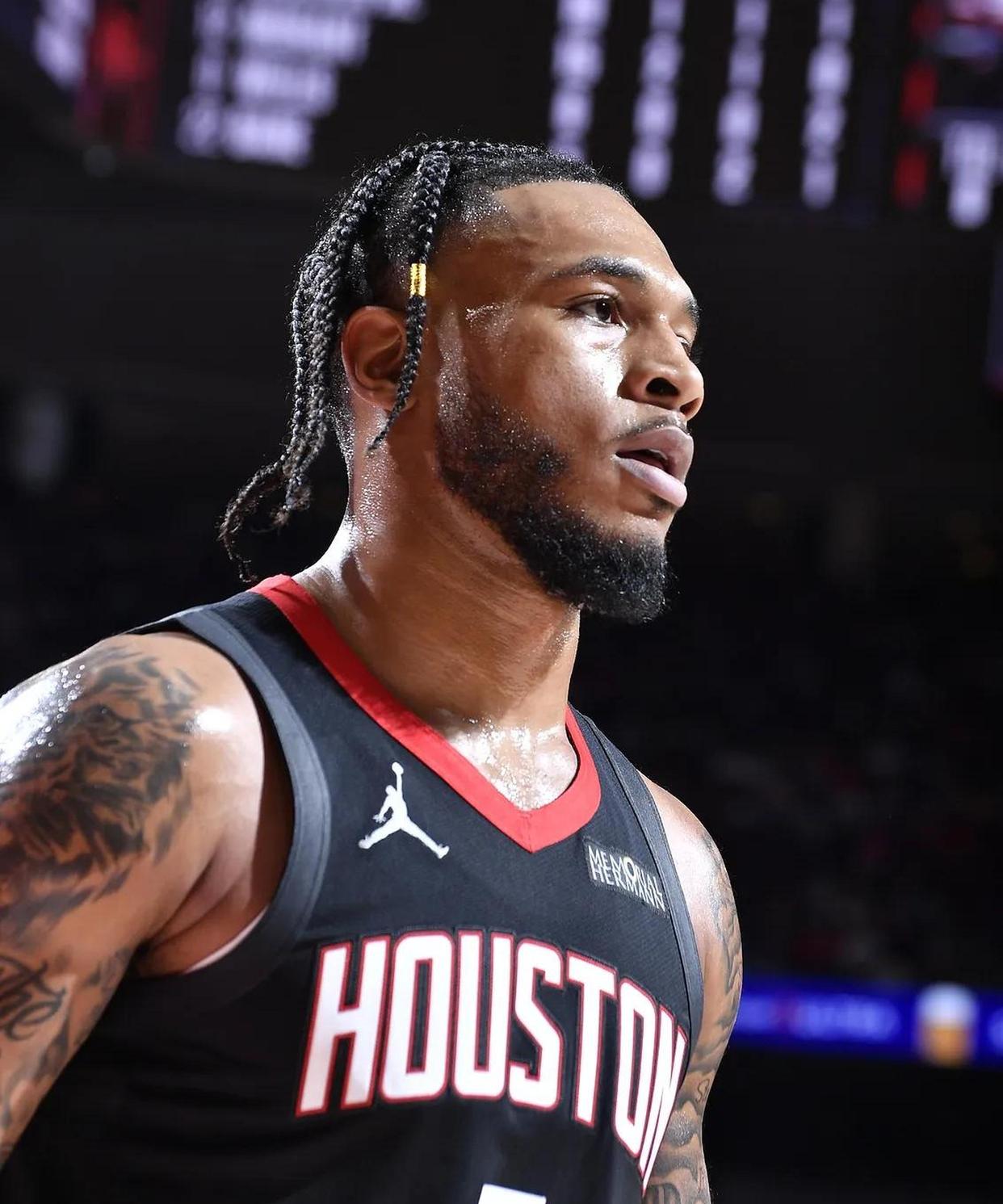 开云·体育app中国包含今晚华盛顿奇才调整名单以备NBA总决赛，外线爆发环节打磨，管理层满意，身体对抗强度拉满的词条